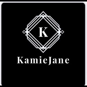 Meet your Posher, Celina